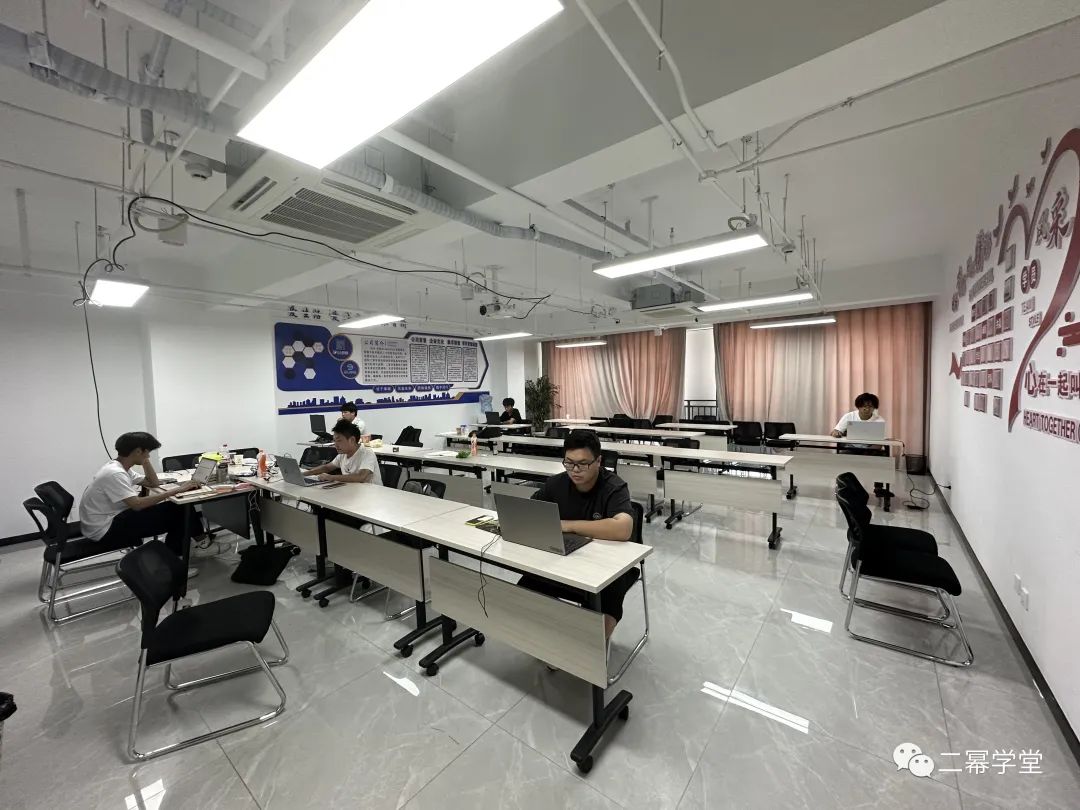 第五届IDC运维2308实习生培训班阿里云ACA考证全员通过